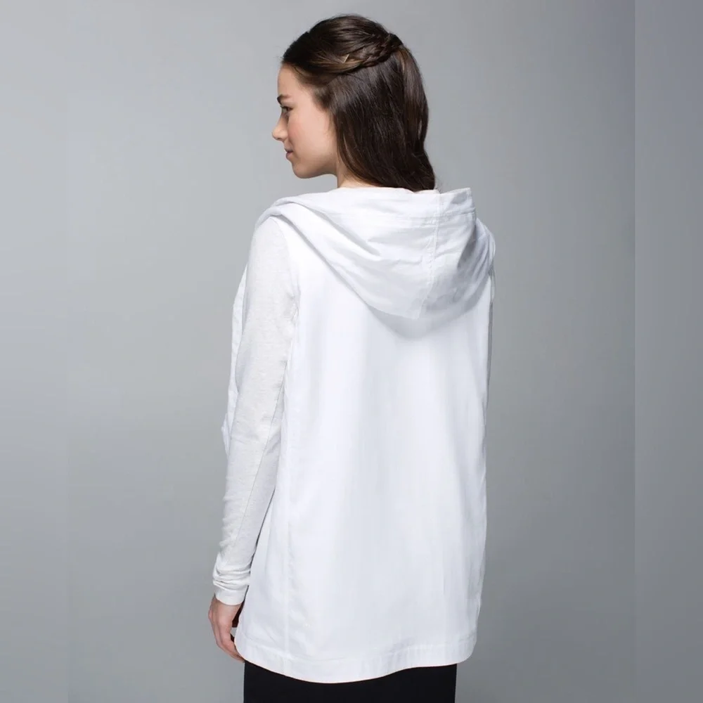 Lululemon Blissed Out Wrap in White / Heathered White • size 6 - Picture 2 of 14